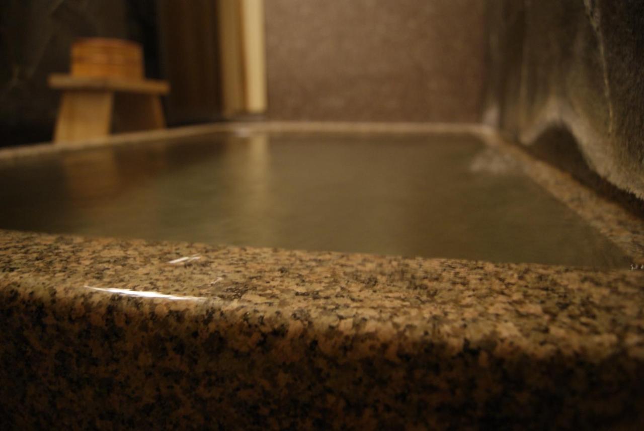 Dougoya Hotel Matsuyama  Bagian luar foto